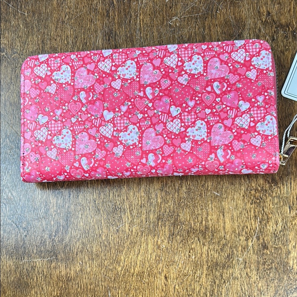 Wallet with Pink Heart Pattern - Picture 4 of 16